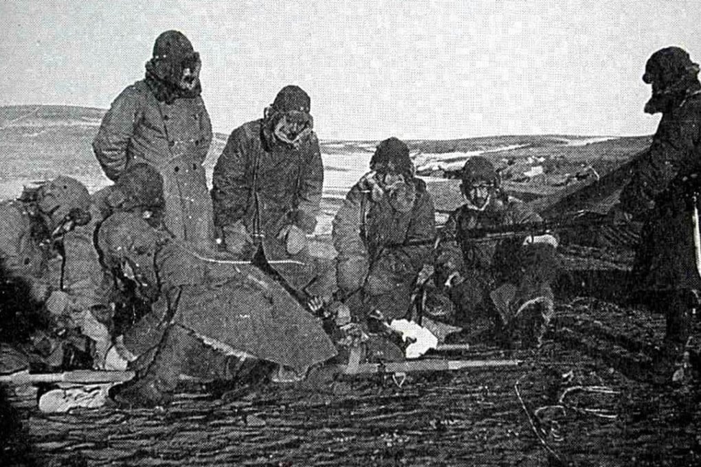Japanese troops from Unit 731 conduct a frostbite experiment on a live Chinese person on a stretcher in Harbin, in 1941. File photo: Xinhua