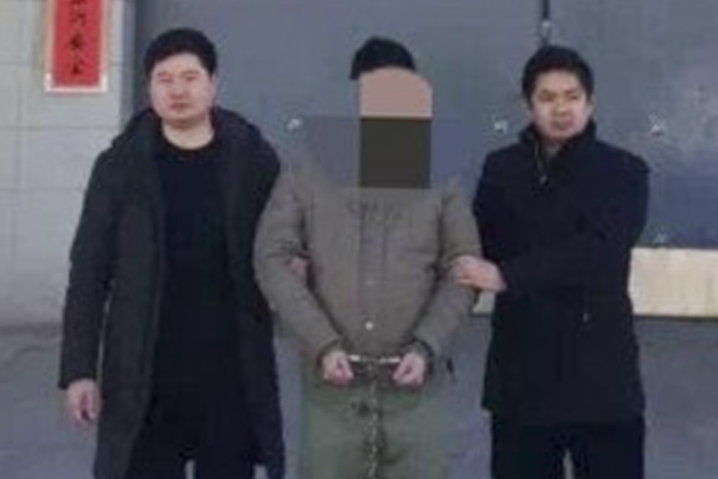 The man (centre) claimed that he worked at China’s main state-owned television broadcaster and owned a property in Beijing. Photo: news.china.com