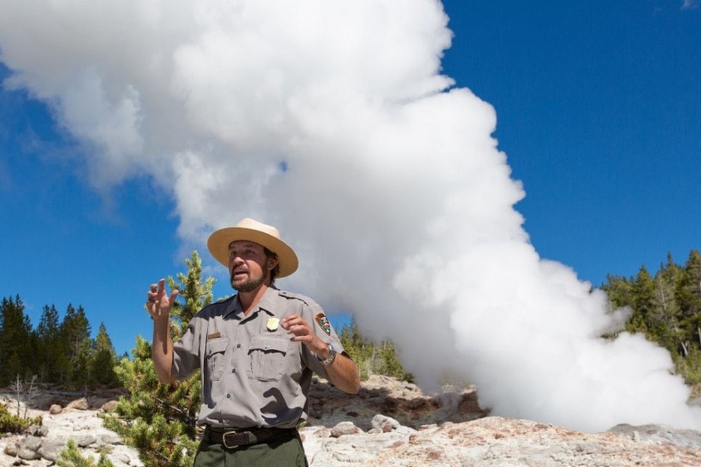 The steam phase of Steamboat Geyser in 2014. Photo: US National Park Service