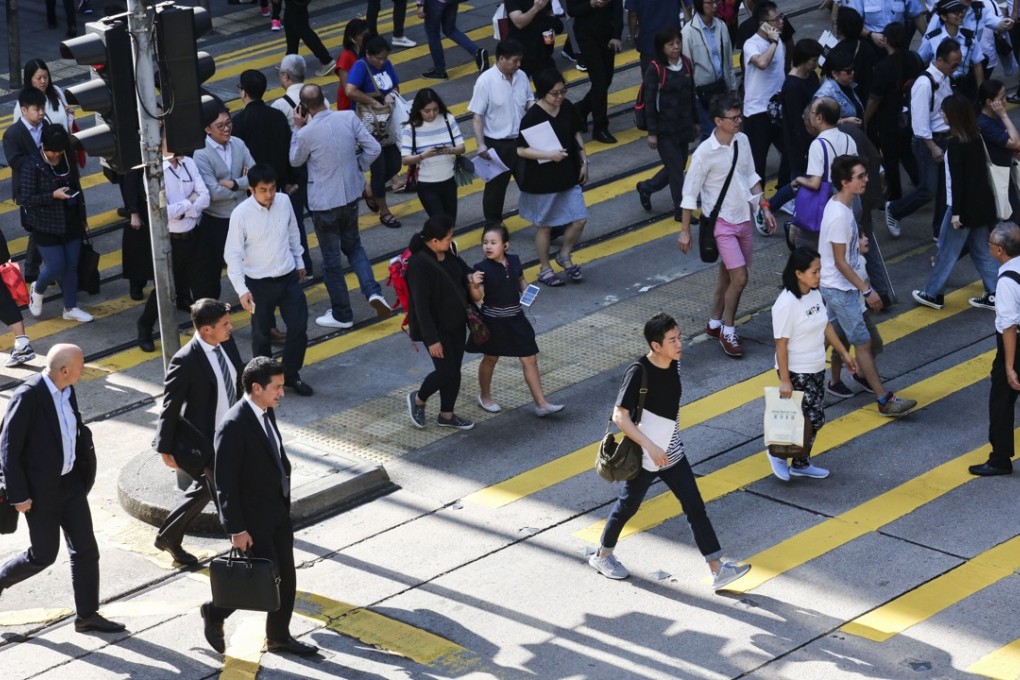 Business leaders want the government to provide greater subsidies if it scraps the controversial offsetting mechanism of the Mandatory Provident Fund. Photo: Felix Wong