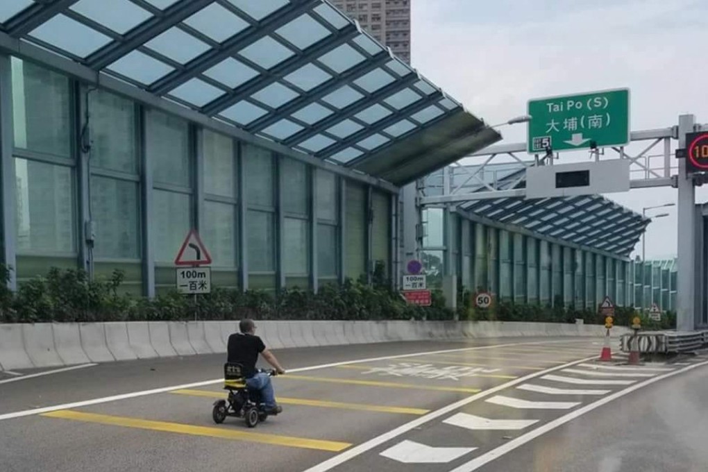 A man rides an electric tricycle towards Tai Po. Photo: Facebook