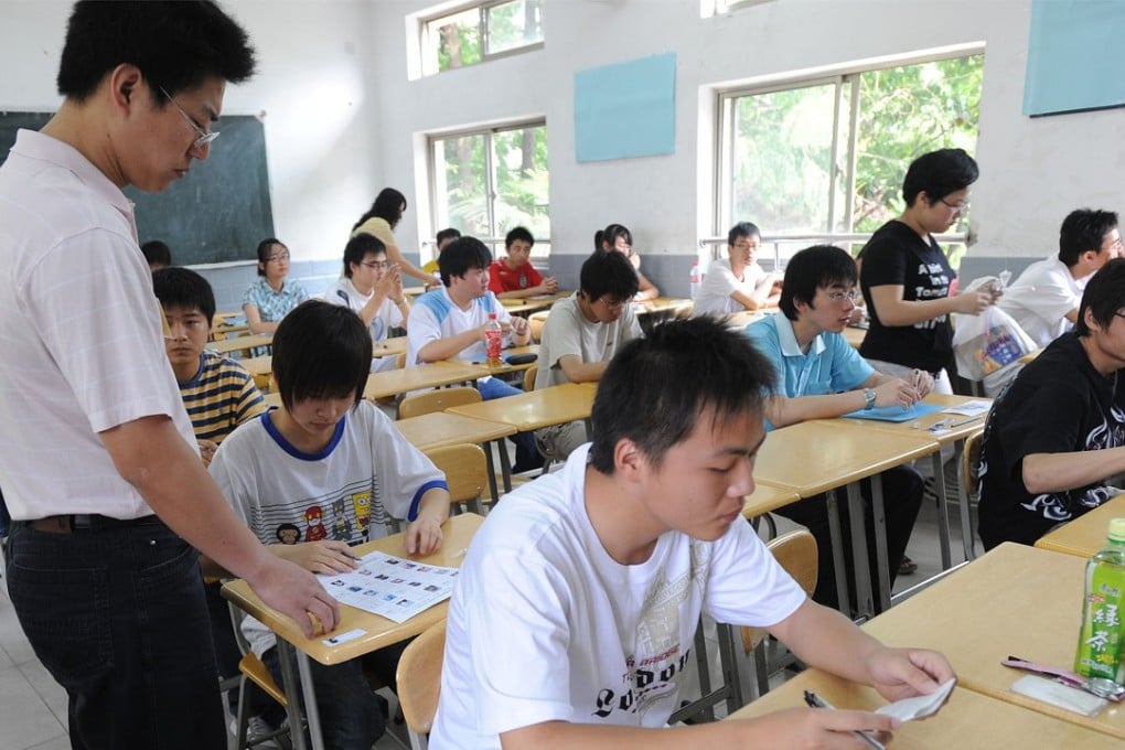 Chinese students get ready to take the annual national college entrance exam in Hefei, eastern China's Anhui province. Photo: AFP
