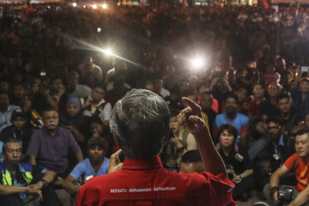 Former Malaysian prime minister and current prime ministerial candidate Mahathir Mohamad at a campaign rally. Photo: EPA