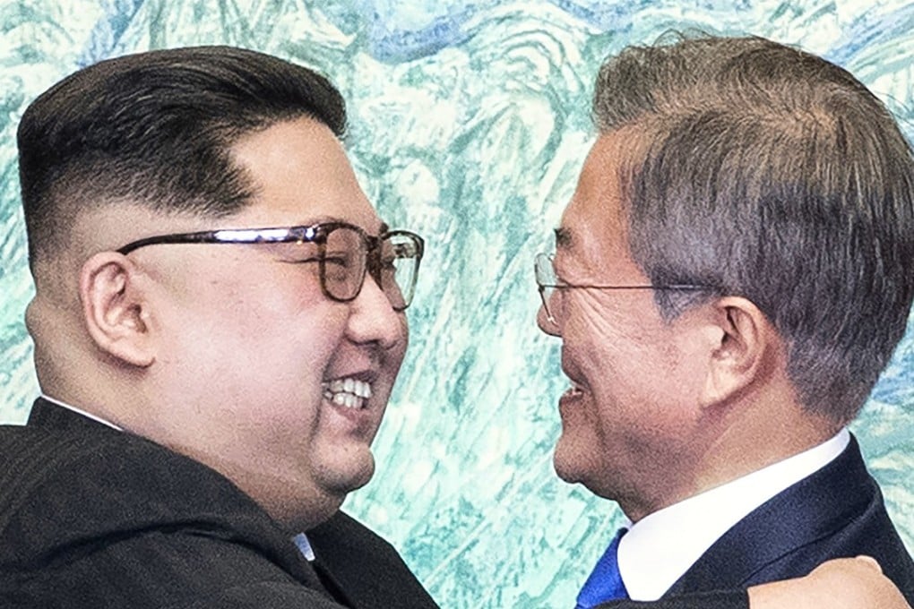 South Korean President Moon Jae-in (right) and North Korean leader Kim Jong-un, during their historic meeting at the border village of Panmunjom. Photo: Kyodo