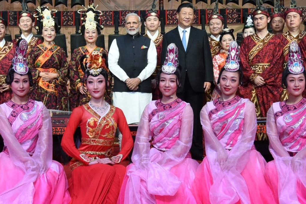 Chinese President Xi Jinping and Indian Prime Minister Narendra Modi at the Hubei Provincial museum in Wuhan, China. Photo: Reuters