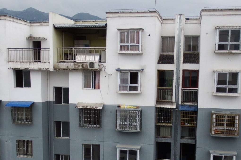 The boy had to be rescued by firefighters. Photo: Weibo