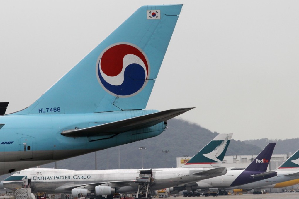 A Korean Air passenger plane at Hong Kong International Airport. An online chat room has become a forum for those to complain about the family running the airline. Photo: Edward Wong