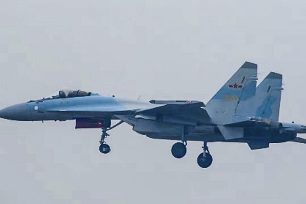 The Su-35 fighter jets flew with bombers across the Bashi Channel between Taiwan and the northern islands of the Philippines. Photo: PLA