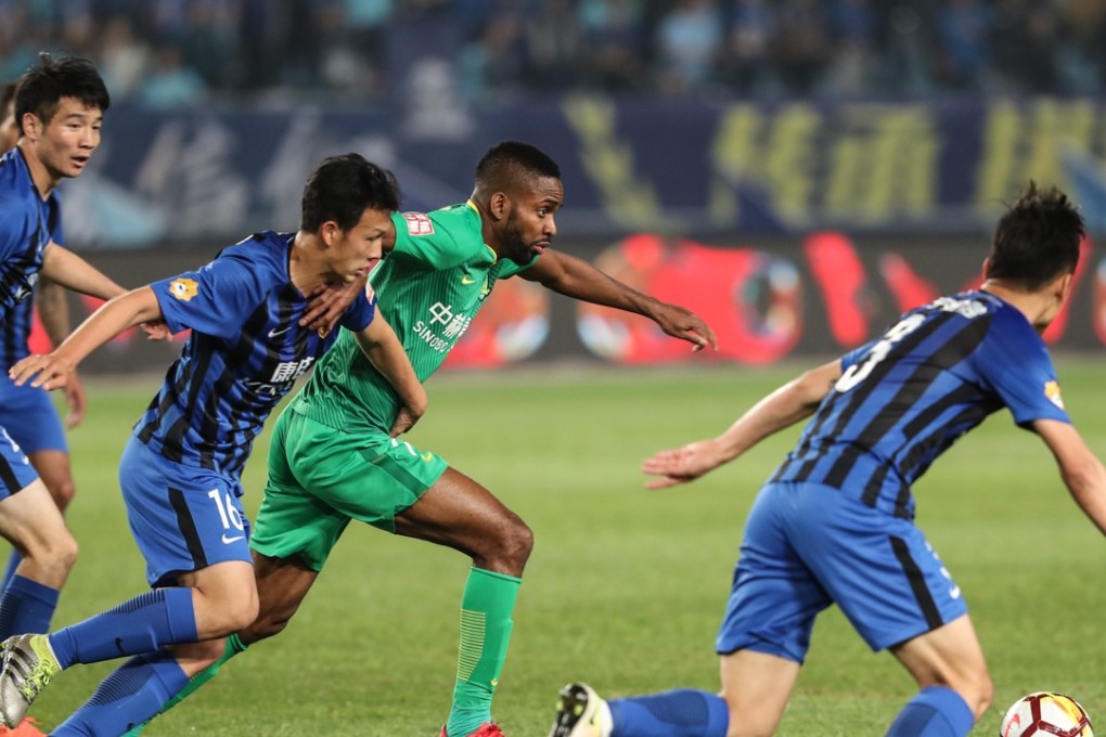 Beijing-based Twitter user Cedric Bakambu in action in the Chinese Super League. Photo: Xinhua社記者楊磊攝
