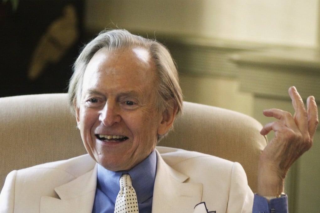The acclaimed writer Tom Wolfe (pictured in 2005) has died in New York at age 88. Among his numerous works were ‘The Right Stuff’ and ‘The Bonfire of the Vanities.’ Photo: The Roanoke Times via AP