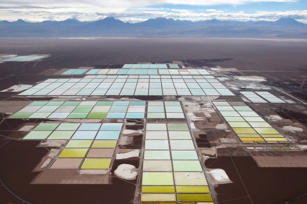An aerial view of the brine pools and processing areas of the Soquimich (SQM) lithium mine on the Atacama salt flats in northern Chile on January 10, 2013. Photo: REUTERS