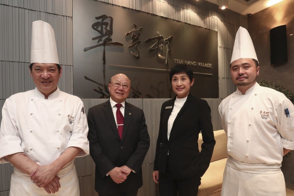 Retired Tsui Hang Village supervisor Jimmy Ho (second left) with (from left) brand chef Mok Ming, restaurant manager Gloria Ho, and head chef of the Tsim Sha Tsui branch Bosco Li. Photo: Jonathan Wong