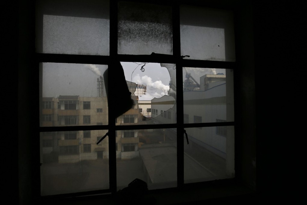 A Chinese legal expert is calling for more independence for courts handling commercial bankruptcy cases in a bid to eradicate inefficient state-owned firms and reduce corporate debt. Photo: Reuters