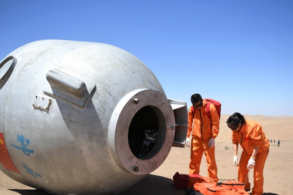The exercise was designed to prepare astronauts for an emergency landing in the desert. Photo: Xinhua