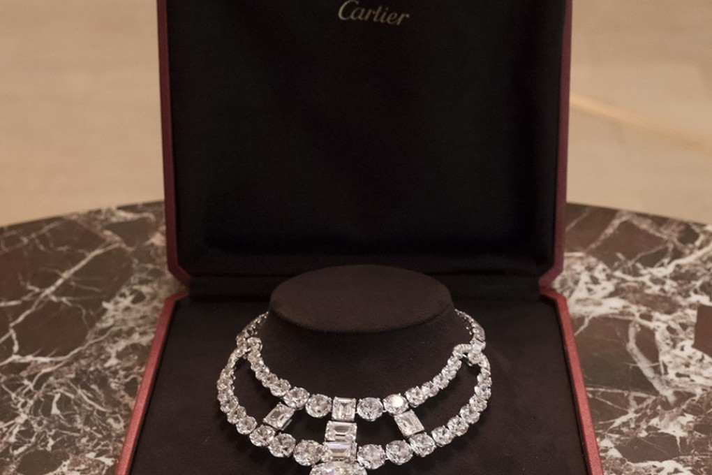 Cartier diamond 2024 necklace ocean's 8