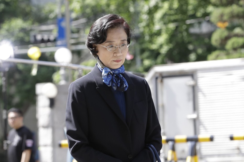 Lee Myung-hee, the wife of Korean Air Chairman Cho Yang-ho, arrives for questioning at Seoul Metropolitan Police Agency. Photo: AP
