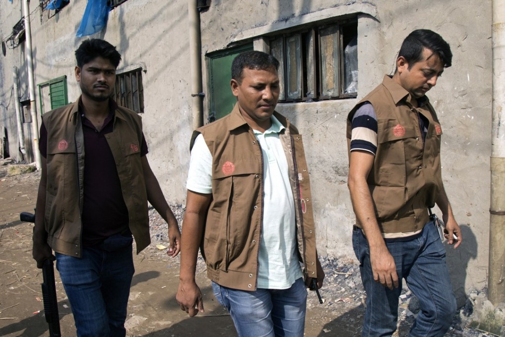 Bangladesh police take part in anti-narcotics operations in Dhaka. Photo: EPA