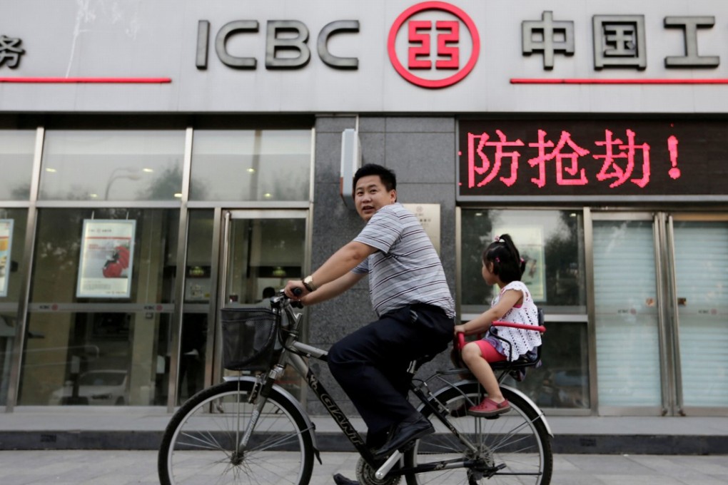Fidelity International, the London-based global money manager, is eyeing up under-performing Chinese banking stocks as one of its major bets in the second half of year. Photo: Reuters