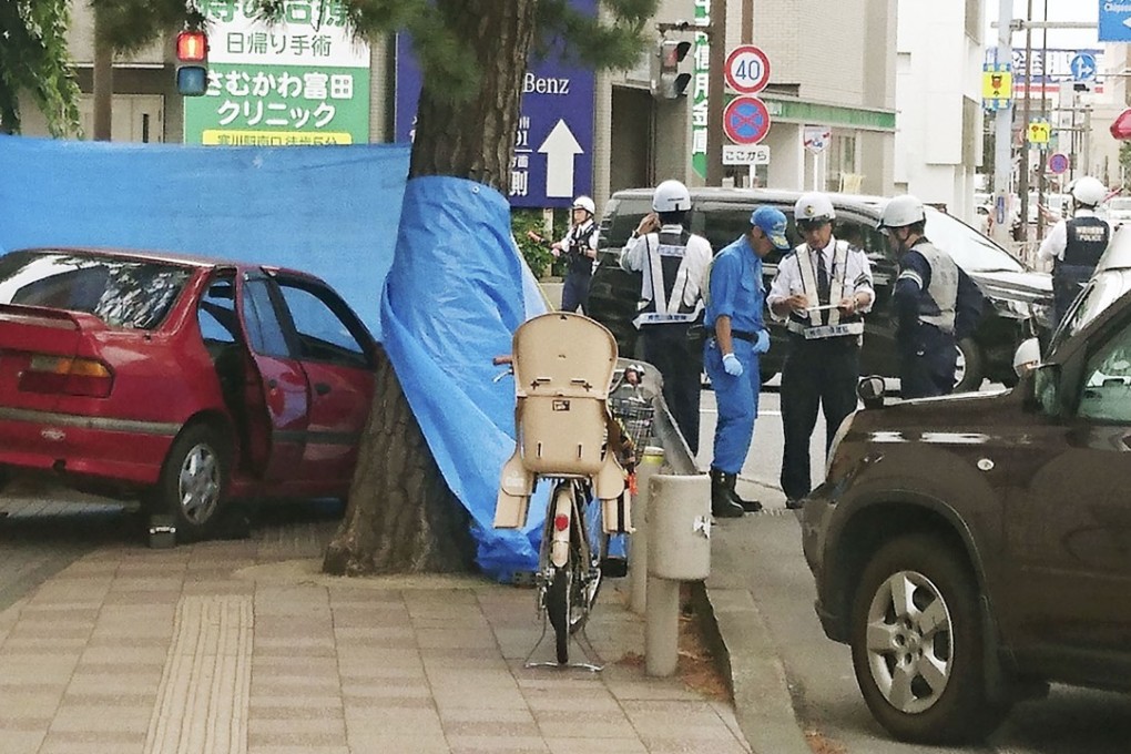 A car driven by a 90-year-old driver rammed into pedestrians crossing the street at a busy intersection in Chigasaki city, southwest of Tokyo. Photo: Kyodo