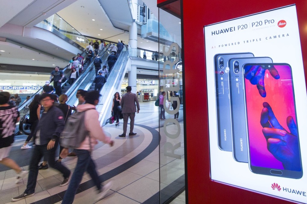 Advertising for the Huawei P20 Series of smartphones is seen at the Eaton Centre in Toronto, Canada, May 17, 2018. The P20 Series smartphones are available for purchase with major mobile carriers in Canada, but in the US, Best Buy says it will no longer carry the brand. Photo: Xinhua