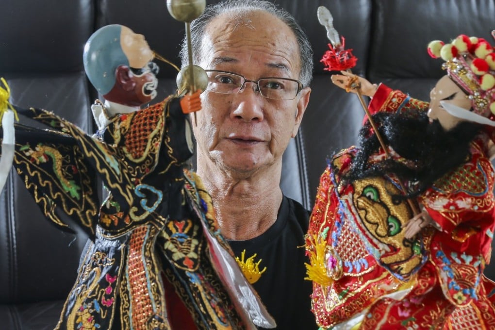 Li Yi-hsin demonstrates the nuanced art of hand puppetry. Photo: Dickson Lee