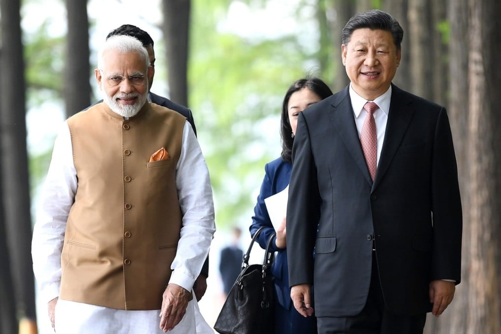 Indian Prime Minister Narendra Modi’s informal meeting with Chinese President Xi Jinping (right) in Wuhan intensified Islamabad’s worries about being the potential loser in a larger regional rapprochement, Raffaello Pantucci writes. Photo: Xinhua