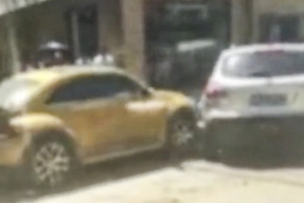 Road rage Chinese style: man rams his Beetle into SUV seven times in ...