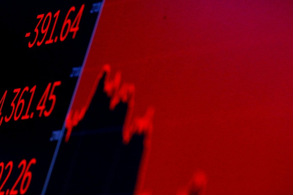 The Dow Jones Industrial Average and stock indices around the world slumped on fears of a full-blown trade war between the US and China. Photo: Reuters