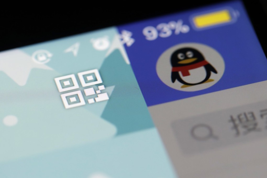 While the Chinese government has its own chat system for dealers, more than 70 per cent of bond trades are now conducted over personal messaging accounts such as Tencent Holdings’ QQ messaging service. Photo: Bloomberg