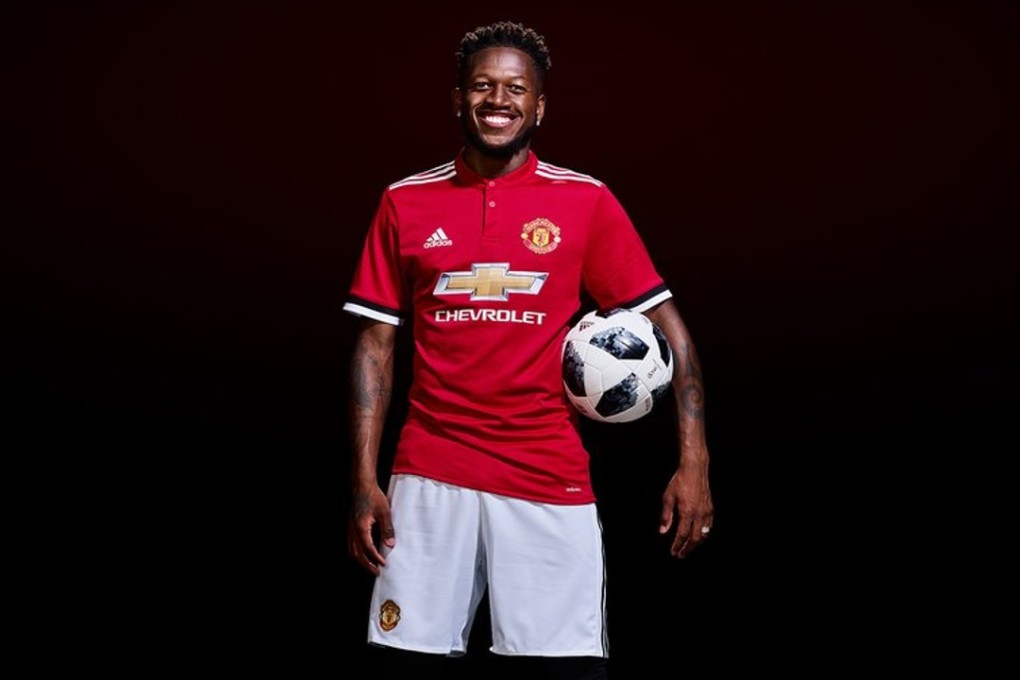Fred poses in his new Manchester United kit. Photo: Twitter/@ManUtd