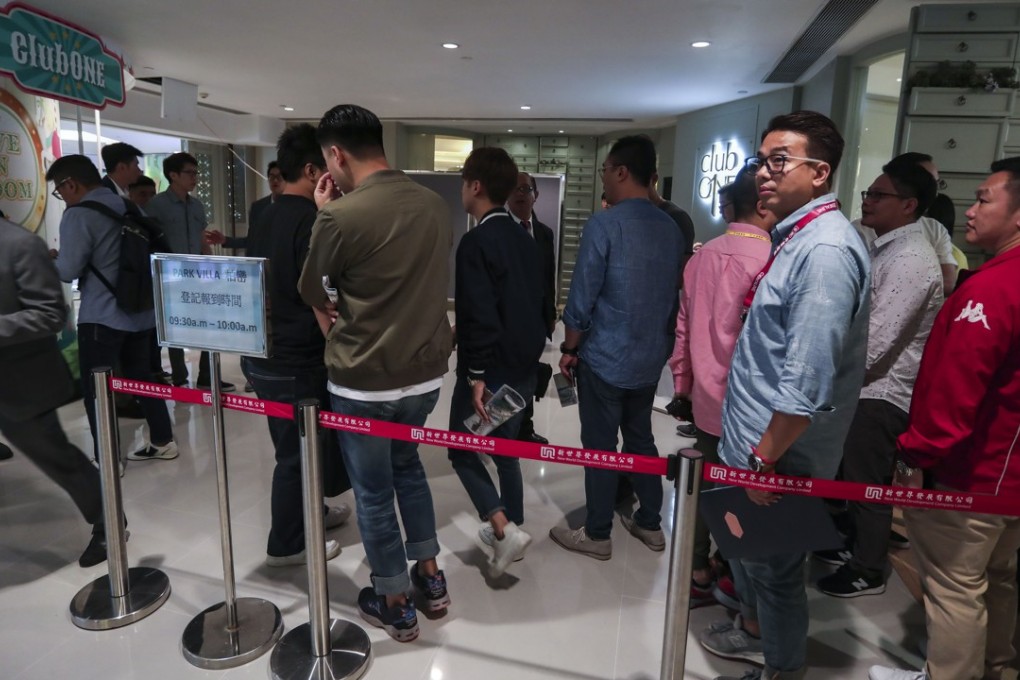 Buyers queue up for the sales of Park Villa phase one development in Tsuen Wan on 23 June, 2018. Photo:SCMP/Jonathan Wong