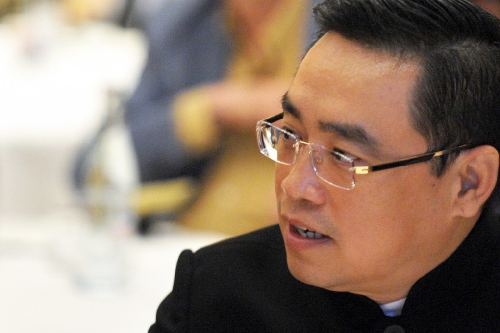 Wang Jian, the chairman of HNA Group, died in France on Tuesday morning after falling 15 metres onto rocks. Photo: AFP