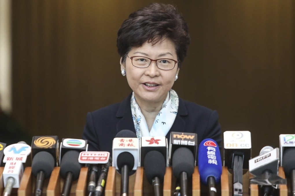 Carrie Lam gave equal attention to English and Cantonese. Photo: Sam Tsang