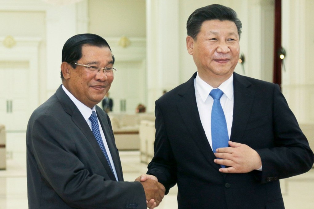 President Xi Jinping and Hun Sen in Phnom Penh in October 2016. Photo: Kyodo