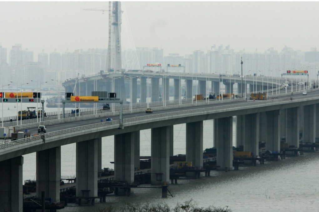 Pictured during a Legislative Council Panel on Transport site visit to Hong Kong-Shenzhen Western Corridor in 2006. Photo: Robert Ng