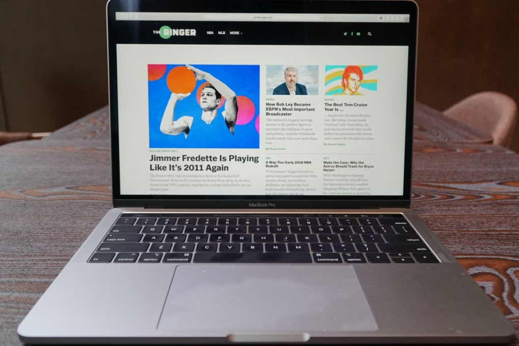 MacBook Pro 2018 i7/512GB 賢い Apple Care