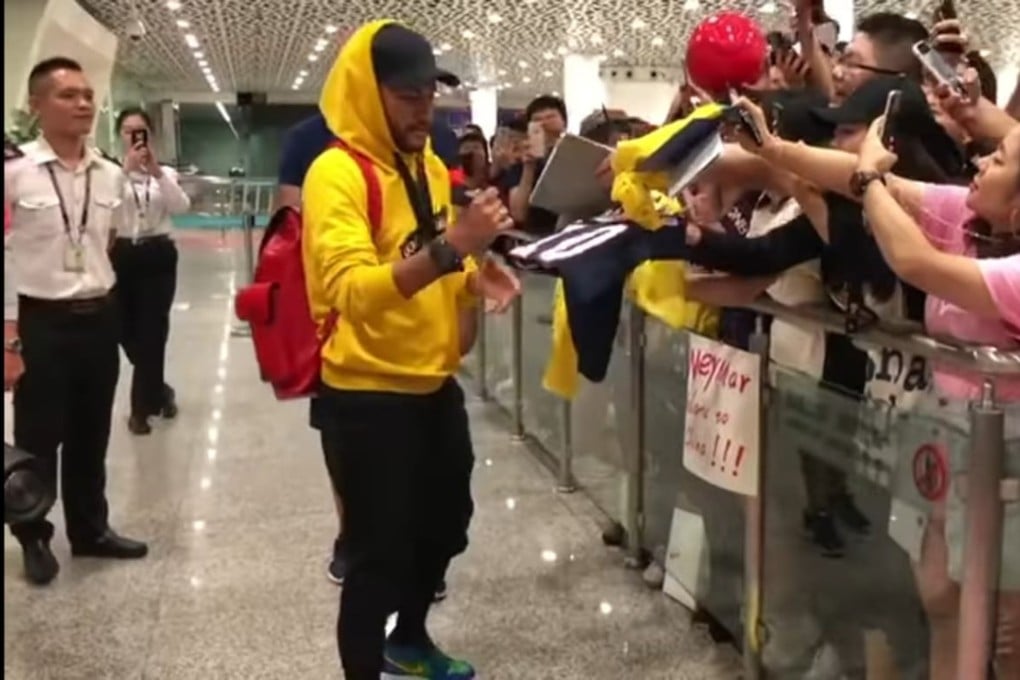 Neymar meets dozens of his fans as he touches down in Shenzhen for Saturday’s French Cup. Photos: Twitter
