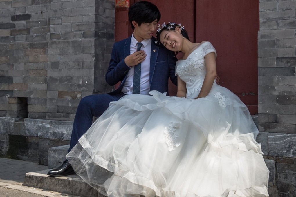 The betrothal gift tradition usually requires the groom’s family to give his bride’s family property, a car or cash. Photo: EPA-EFE