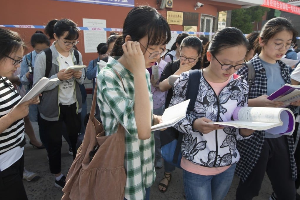 Students with residency rights in Hong Kong, Macau and Taiwan have an advantage when trying to gain admission to Chinese universities. Photo: Imaginechina