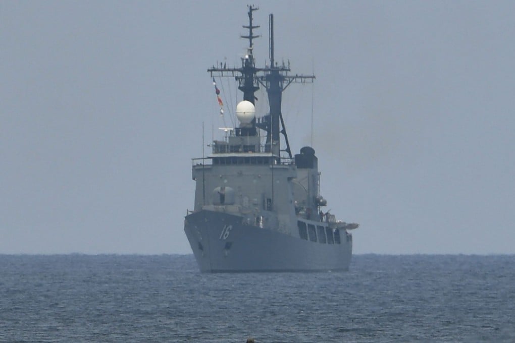 The sailing of American warships near Chinese-built islands in the South China Sea and encouraging allies to follow suit is unnecessarily provocative and dangerous. Photo: AFP