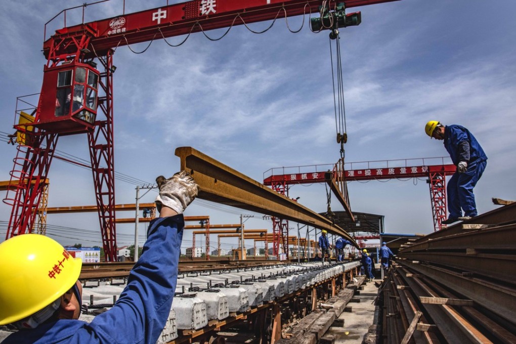 Weaker economic growth weighed on the Hong Kong and Chinese stock markets on Tuesday. China’s fixed asset investments grew 5.5 per cent in the first seven months, lower than the projected 6 per cent. Photo: Xinhua