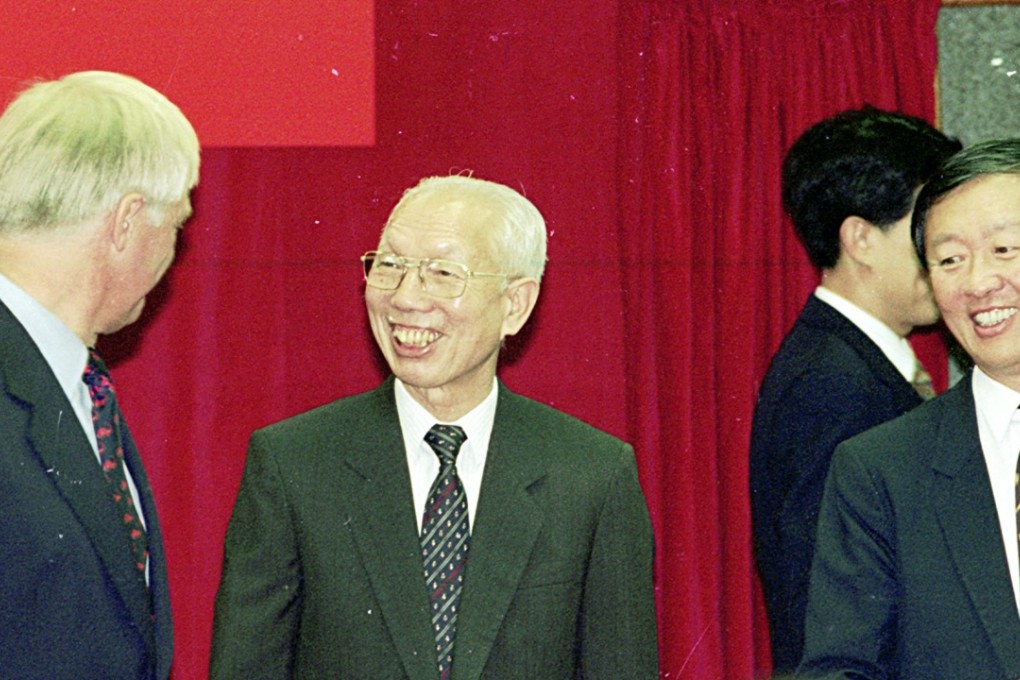 Chris Patten (left), then governor of Hong Kong, speaks to Tin Ka-ping in 1993 after the unveiling ceremony of the Tin Ka Ping Building at the Chinese University of Hong Kong, as vice chancellor Charles Kao Kuen looks on. Tin, a plastic industry magnate, donated HK$25 million to the university for its academic research and development programmes. He died on July 10 at the age of 99. Photo: Handout