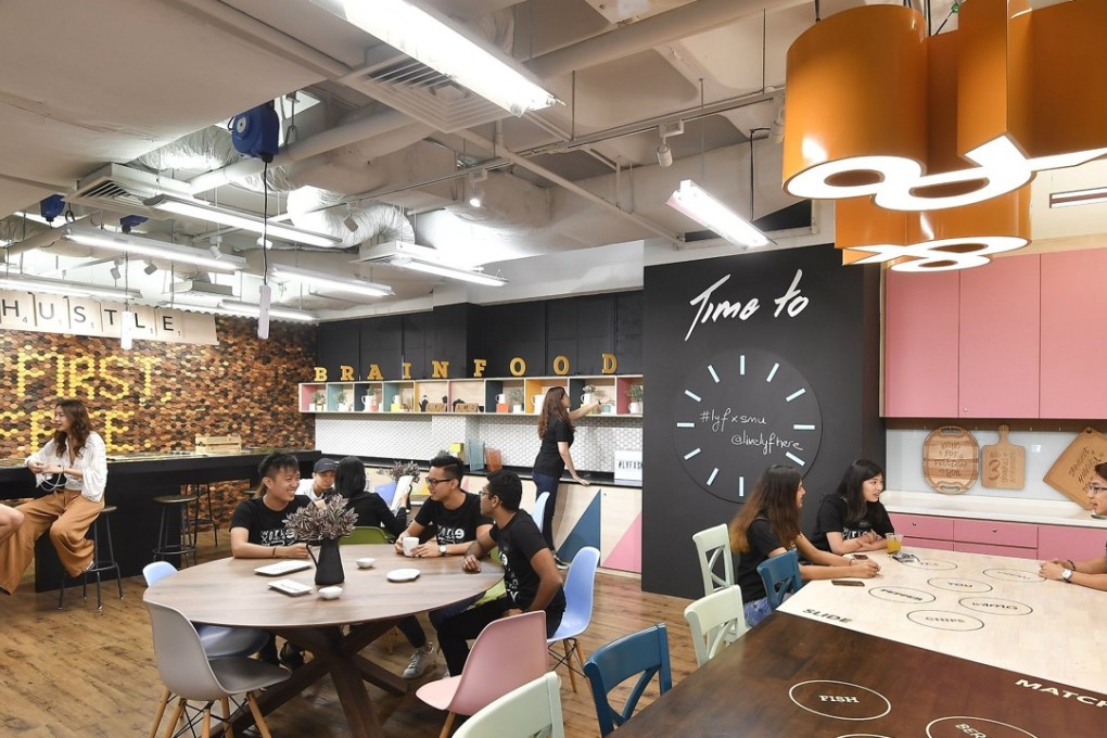 The lyf Social kitchen at lyf@SMU reveals the Ascott’s lyf brand collaboration on co-living concepts with Singapore Management University.