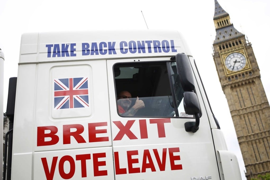 A truck driven by a Leave supporter promotes Brexit in Parliament Square, London, in June 2016. Photo: Reuters