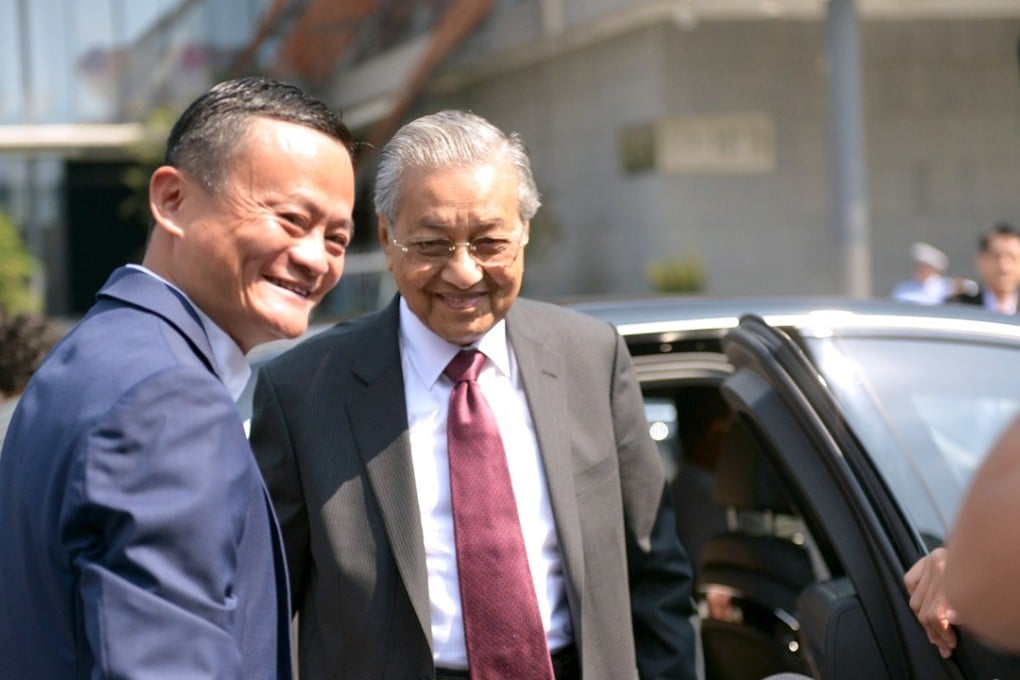 Malaysia’s Prime Minister Mahathir Mohamad and Alibaba Group co-founder Jack Ma at Alibaba’s Hangzhou headquarters. Photo: huanqiu.com