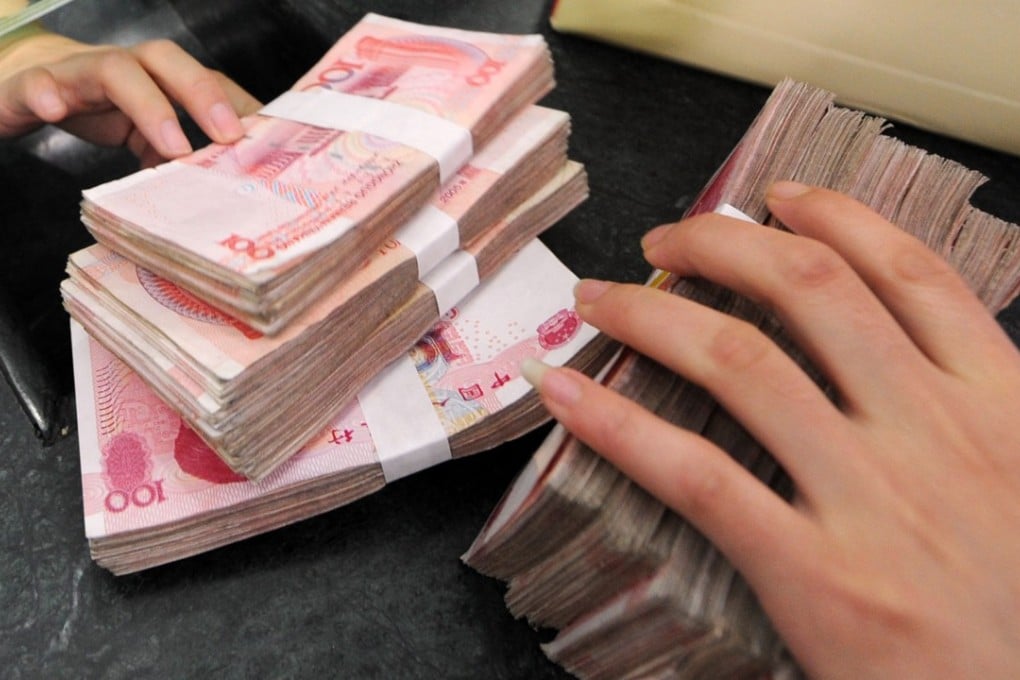 China’s central bank has started to crack down on merchants who refuse to take cash and force customers to pay electronically. Photo: AFP