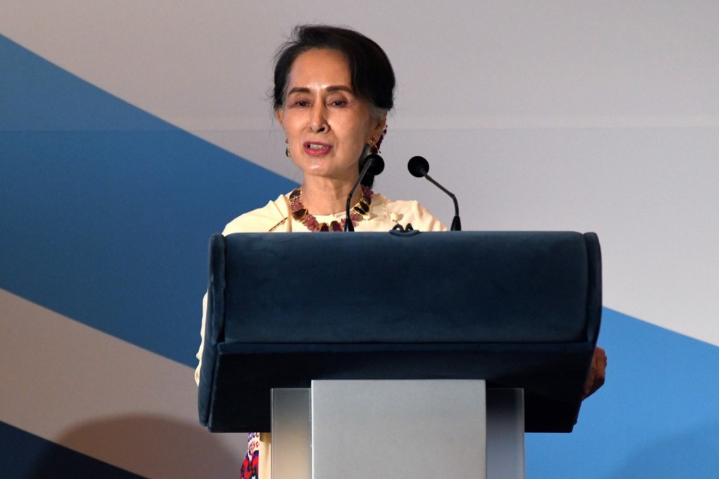 Myanmar State Counsellor Aung San Suu Kyi delivers her lecture in Singapore. Photo: AFP