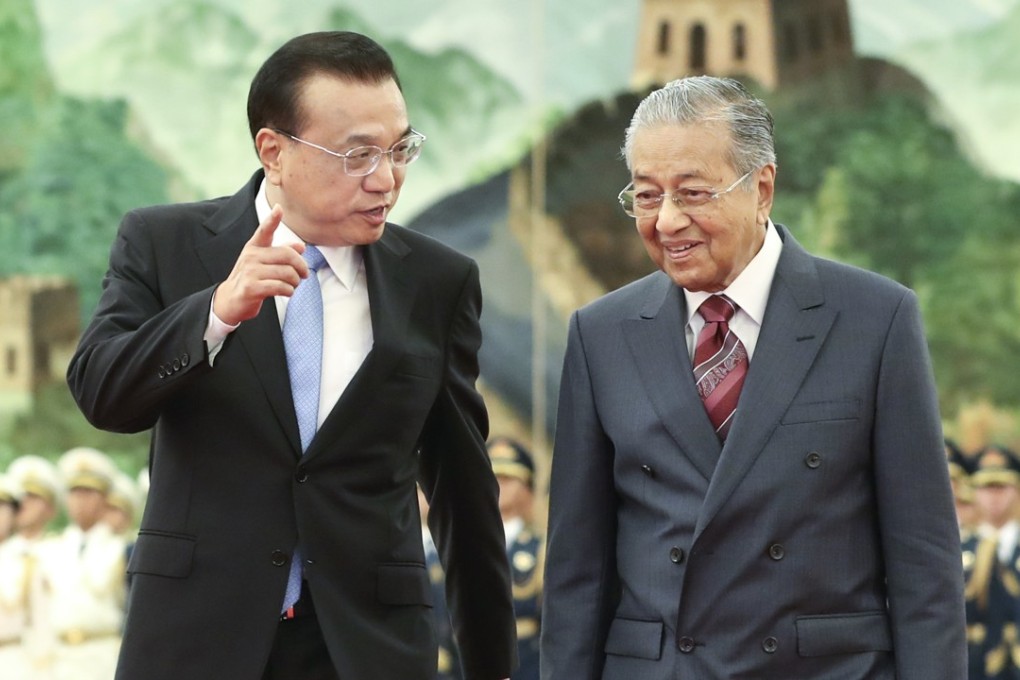 Chinese Premier Li Keqiang (left) meets with Malaysian Prime Minister Mahathir Mohamad in Beijing. Photo: Xinhua