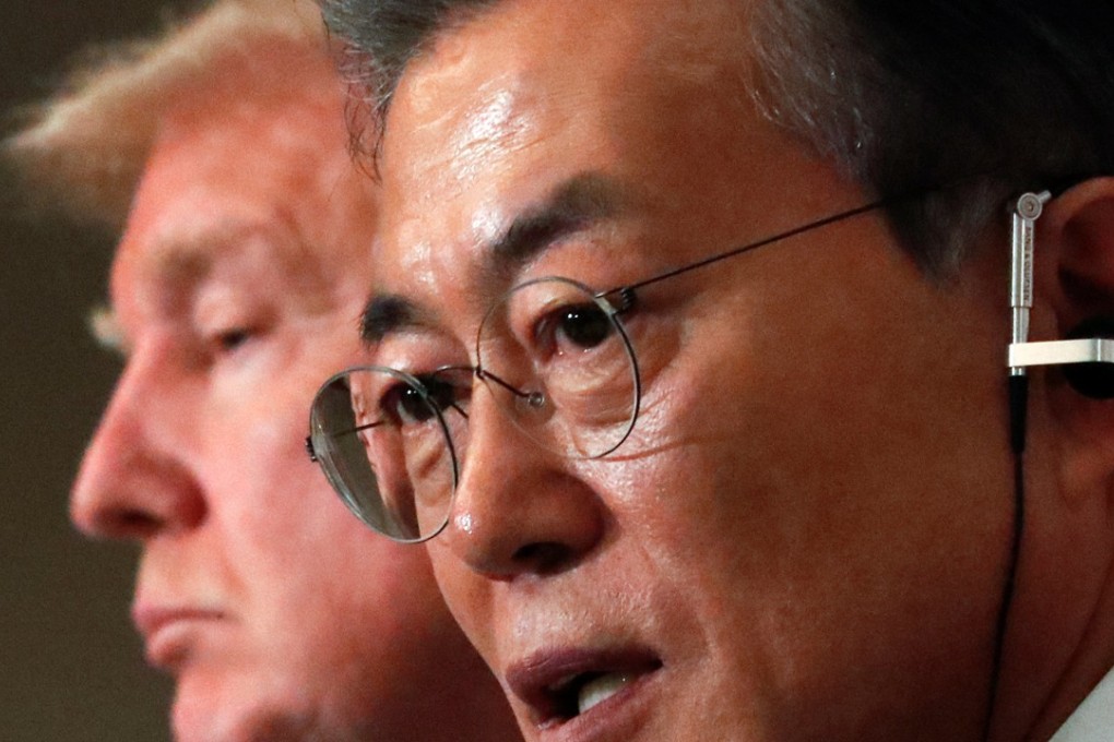 US President Donald Trump and South Korea's President Moon Jae-in during a joint news conference at the Blue House in Seoul on November 7, 2017. Photo: REUTERS/Jonathan Ernst
