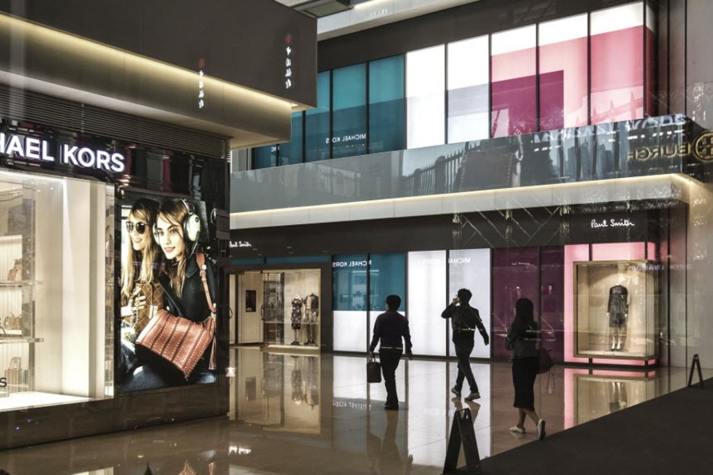 US brands such as Michael Kors are seeing strong sales growth in China, while Tory Burch’s New York-themed collaboration with Liu Wen played well. Analyst Jerry Clode says brands can exploit their cultural power more.